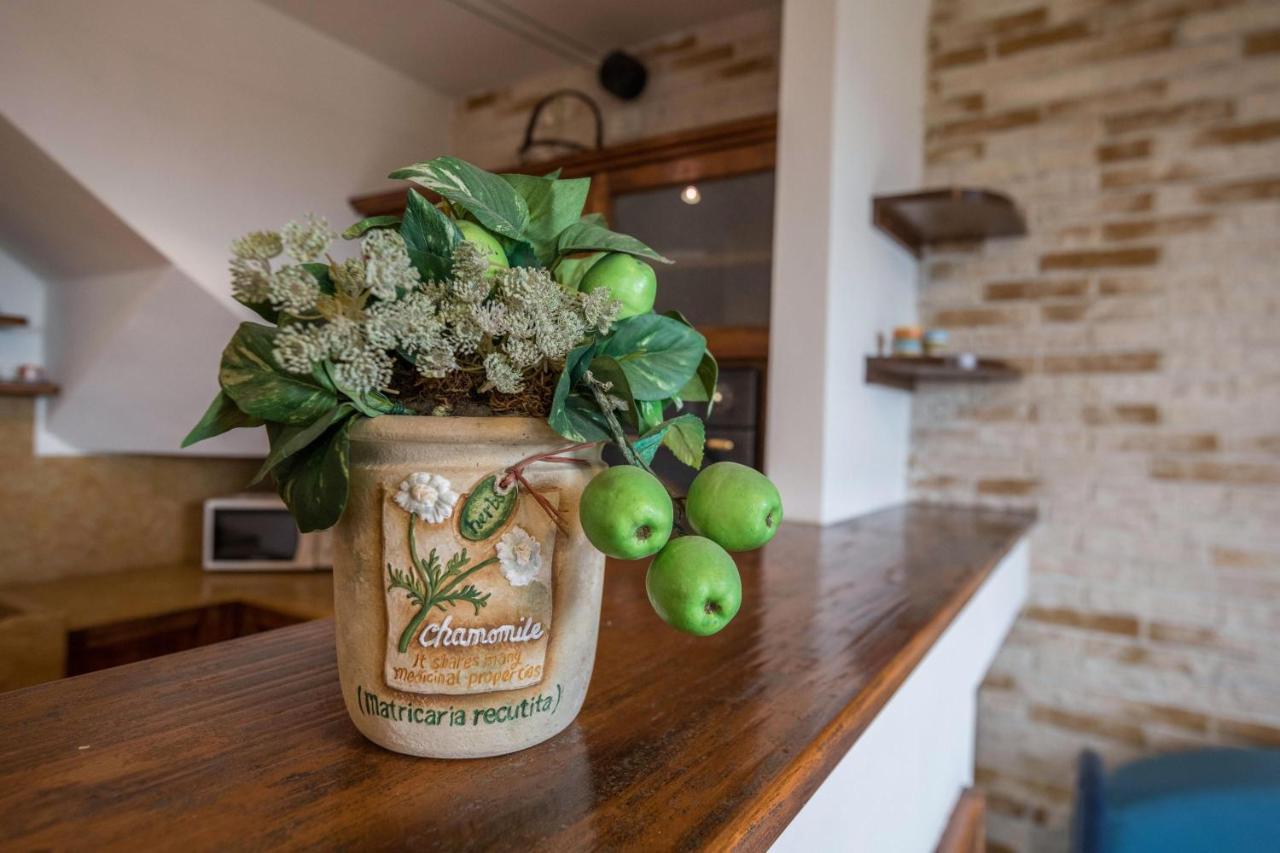 Al Agave Sotto Apartment Toscolano Maderno Luaran gambar
